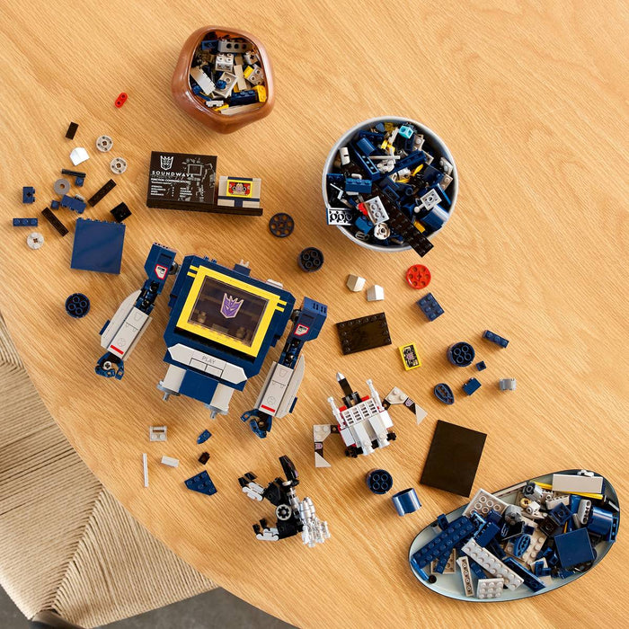 LEGO Transformers: Soundwave - 10358