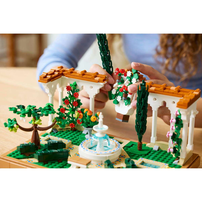 LEGO Il Giardino Della Fontana - 10359