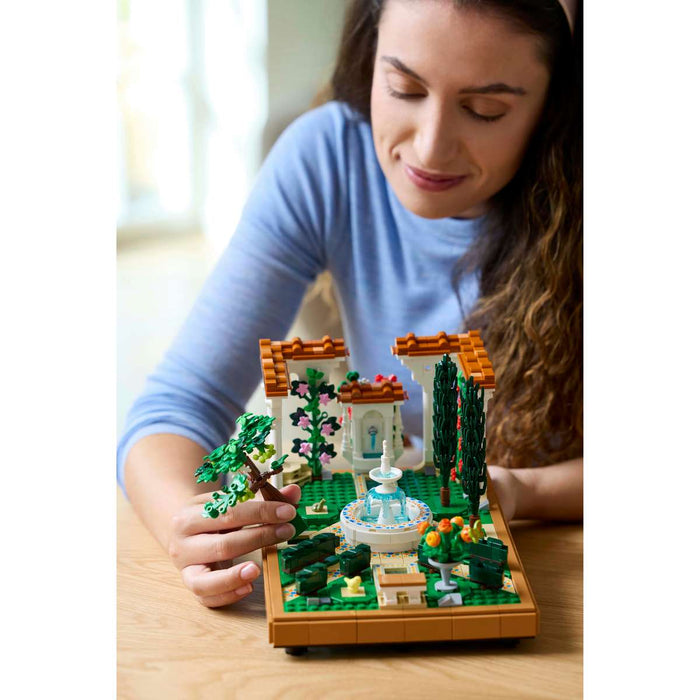 LEGO Il Giardino Della Fontana - 10359