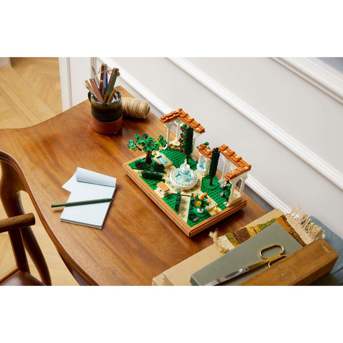 LEGO Il Giardino Della Fontana - 10359