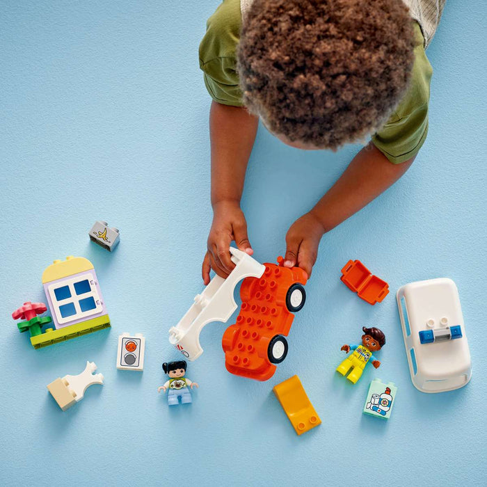 LEGO Ambulanza E Autista - 10447
