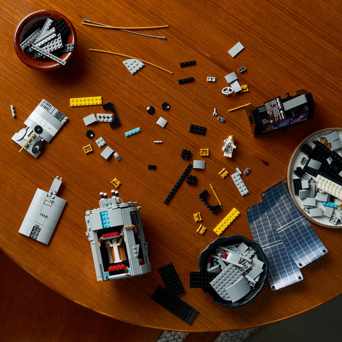 LEGO Telescopio Spaziale Hubble