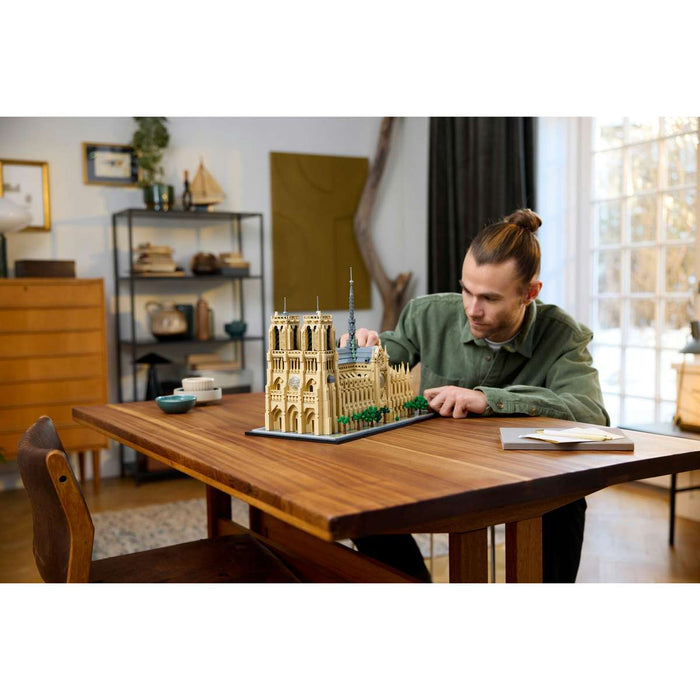 LEGO Notre-Dame De Paris - 21061