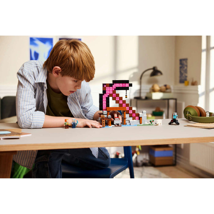 LEGO La Miniera Delle Piccozze - 21277