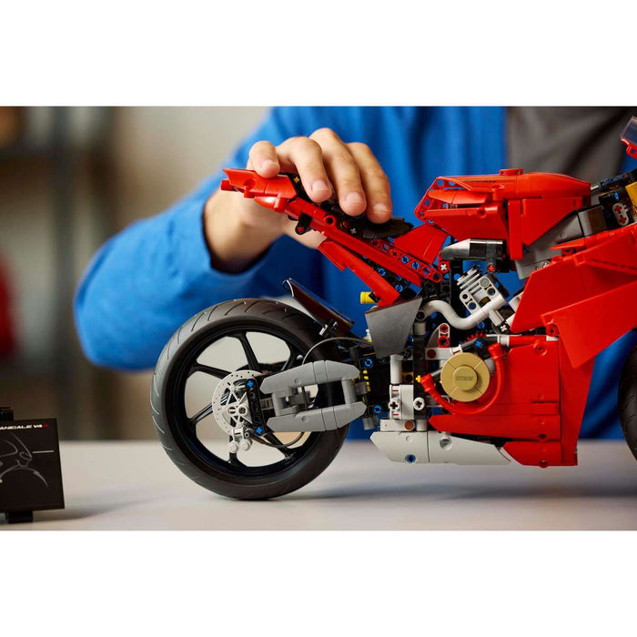 CIJINAY Technic, set di mattoncini da costruzione per, 586 mattoncini da costruzione per moto, MOC, supermoto, giocattolo regalo per bambini e adulti CIJINAY Technic, set di mattoncini da costruzione per, 586 mattoncini da costruzione per moto, MOC, supermoto, giocattolo regalo per bambini e adulti