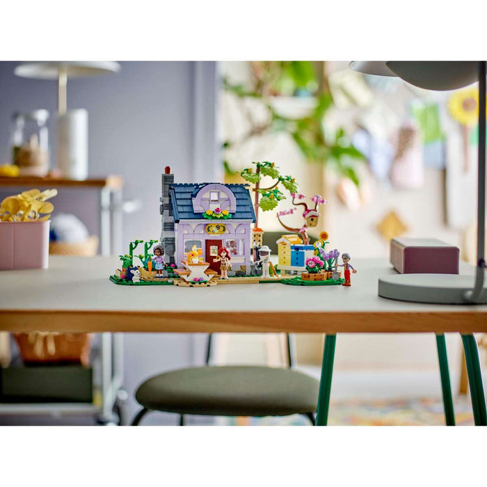 LEGO Casa Degli Apicoltori E Giardino Fiorito - 42669