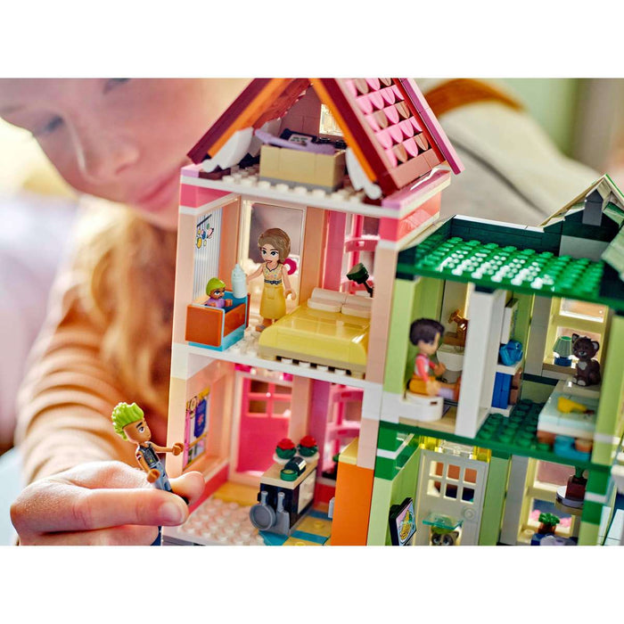 LEGO Appartamenti E Negozi Heartlake City - 42670