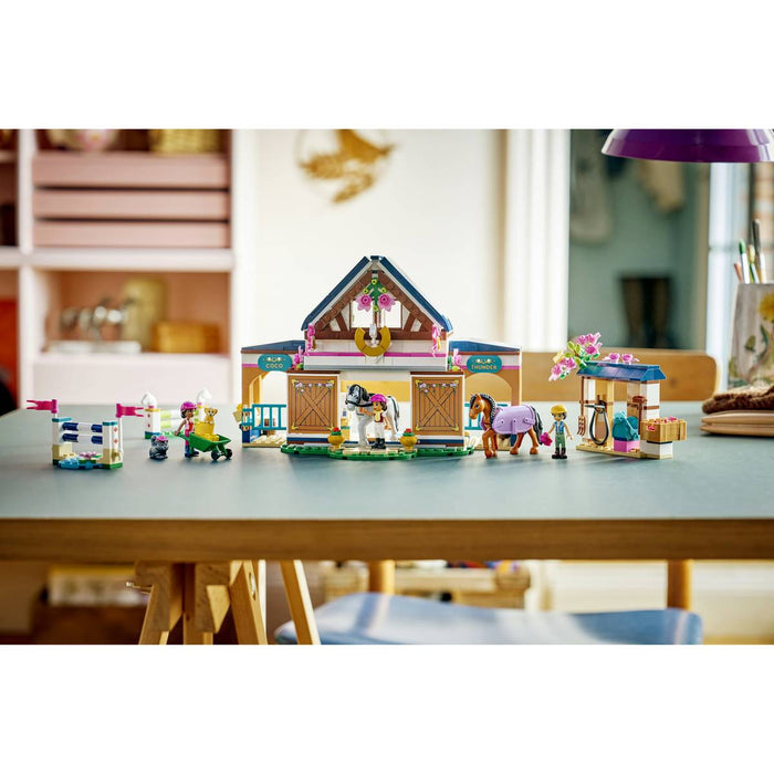 LEGO Scuderia E Accademia Di Equitazione - 42688