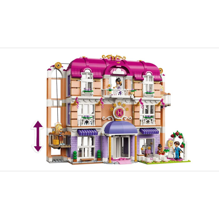 LEGO Grand Hotel Di Heartlake City - 42704, Giocattolo Con 6 Mini Bamboline, 2 Animali E Accessori, Regalo Bambine 9+