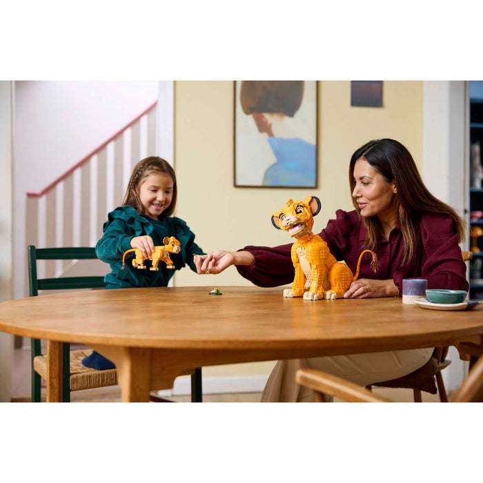 LEGO Giovane Simba, Re Leone - 43247