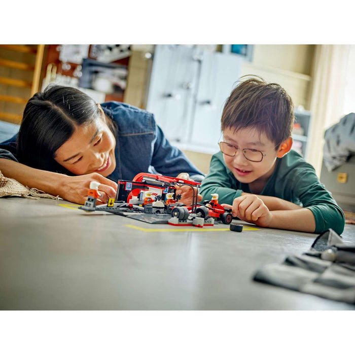 LEGO Pitstop E Meccanici Con Monoposto Ferrari F1® - 60443