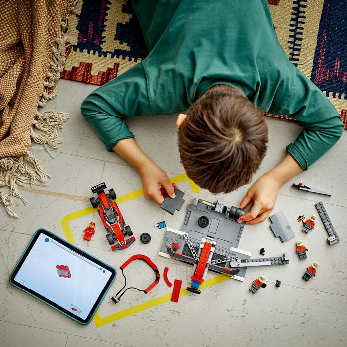 LEGO Pitstop E Meccanici Con Monoposto Ferrari F1® - 60443