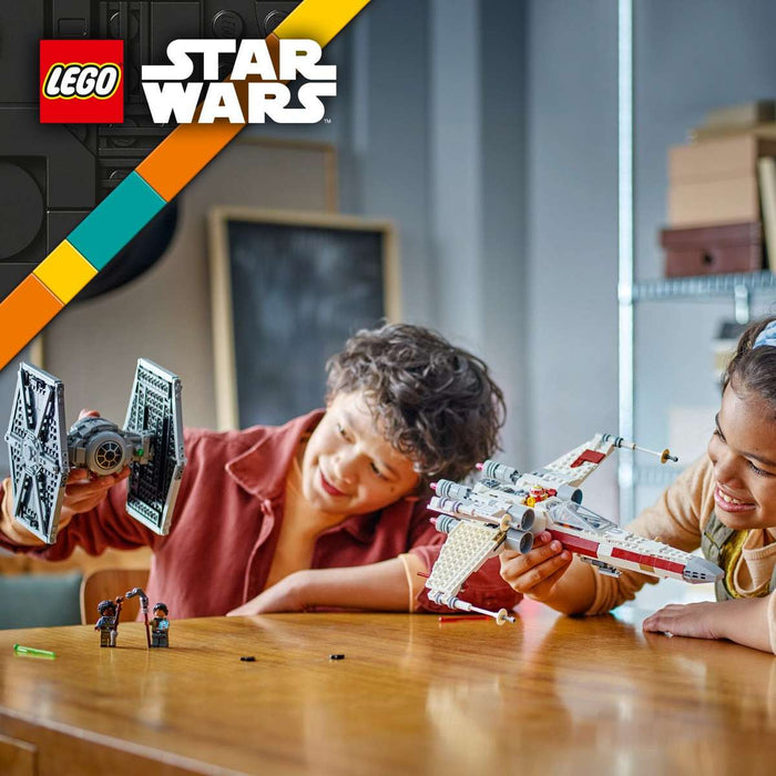 LEGO Mash-Up Tie Fighter E X-Wing - 75393