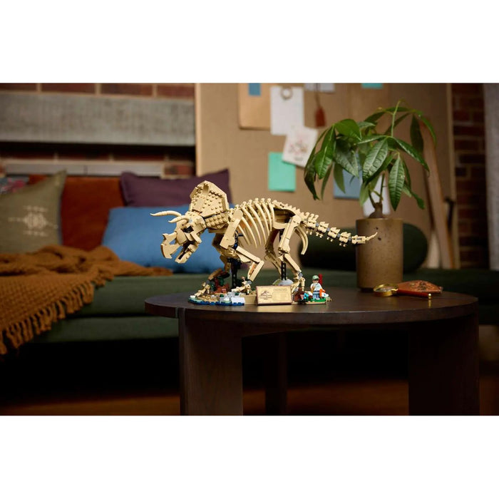 LEGO Fossili Di Dinosauro: Triceratopo - 77985, Kit Modellismo Per Adulti Con Minifigure, Idea Regalo Per Fan