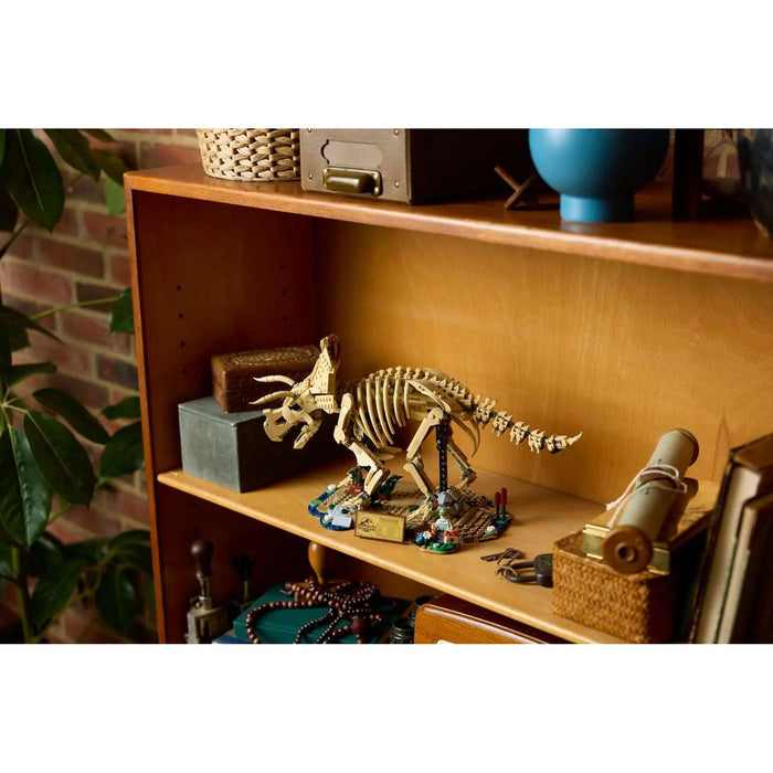 LEGO Fossili Di Dinosauro: Triceratopo - 77985, Kit Modellismo Per Adulti Con Minifigure, Idea Regalo Per Fan