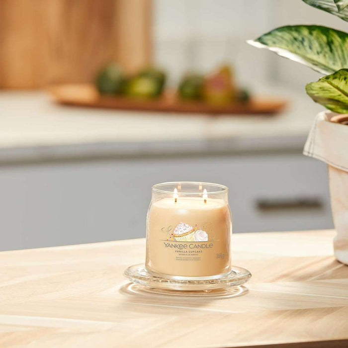 YANKEE CANDLE Giara Media Signature Vanilla Cupcake - 1630003E