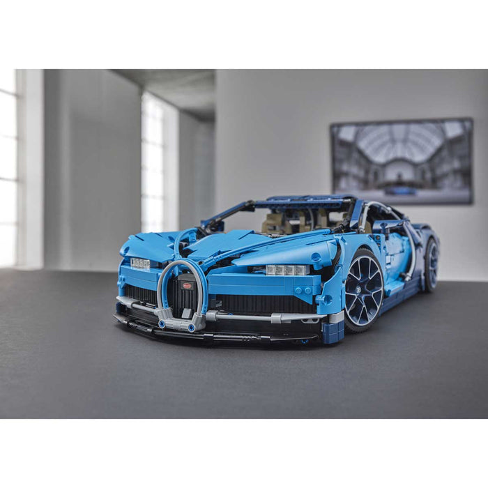 LEGO Technic Bugatti Chiron - 42083