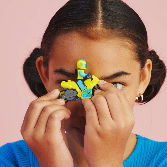 LEGO City Cyber Stunt Bike - 60358