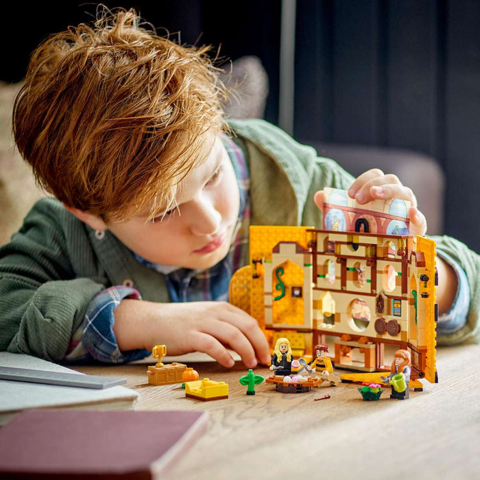 COSTRUZIONI Harry Potter Stendardo Della Casa Tassorosso - 76412