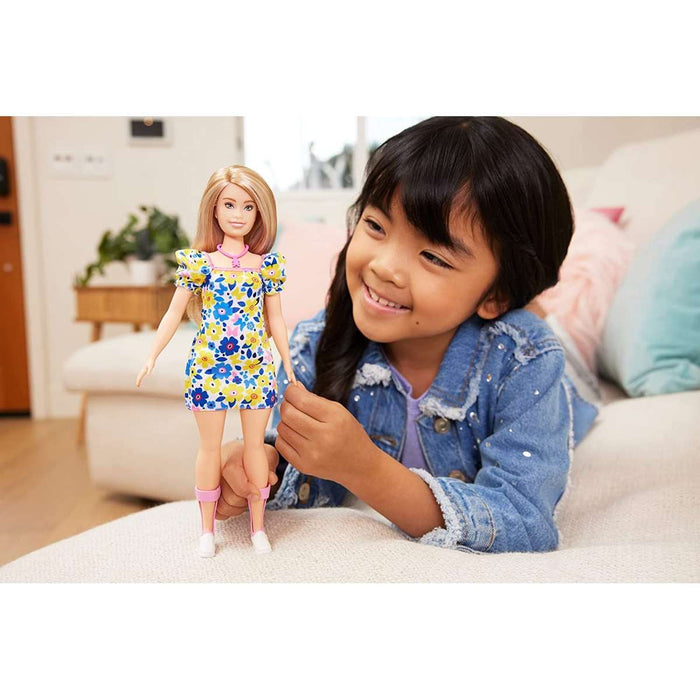 MATTEL Barbie Fashionista Abiti A Fiori Sindrome Di Down - HJT05