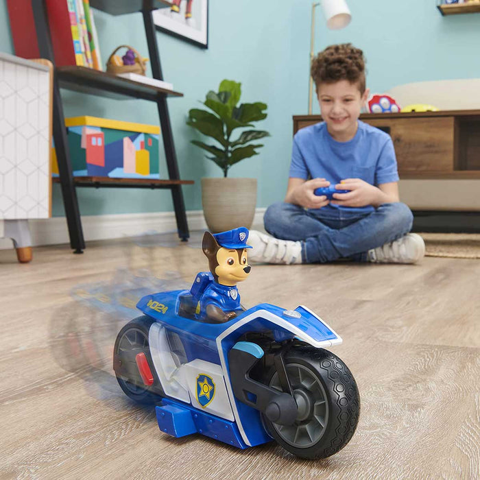 SPINMASTER Paw Patrol Moto Rc Chase Movie - 6061806