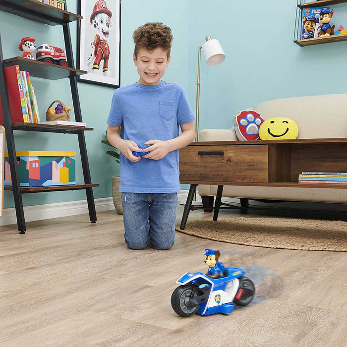 SPINMASTER Paw Patrol Moto Rc Chase Movie - 6061806